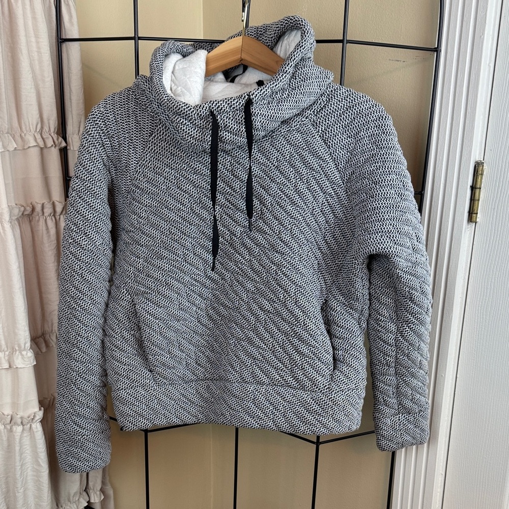 Gap Black and White Hoodie Cowl Neck Quilted Sweatshirt Small - Picture 2 of 10